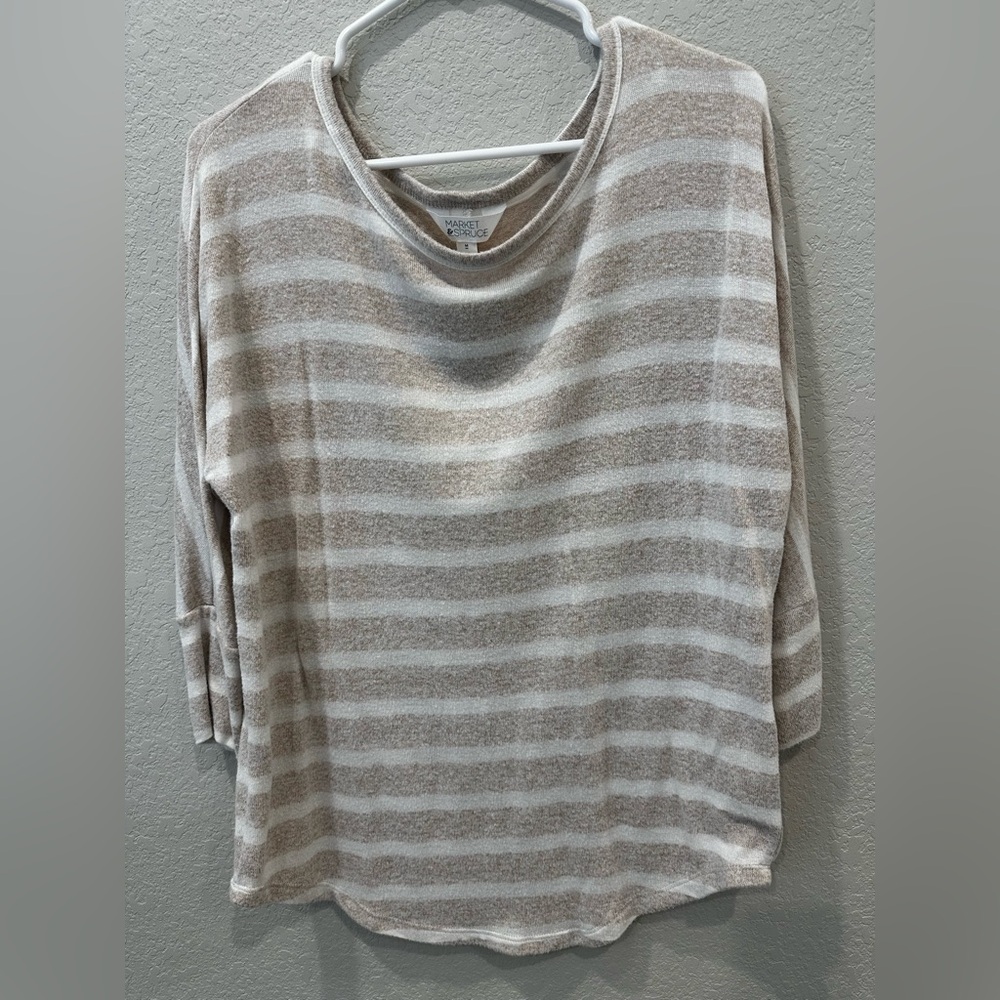 Market & Spruce Beige and White Striped Sweater